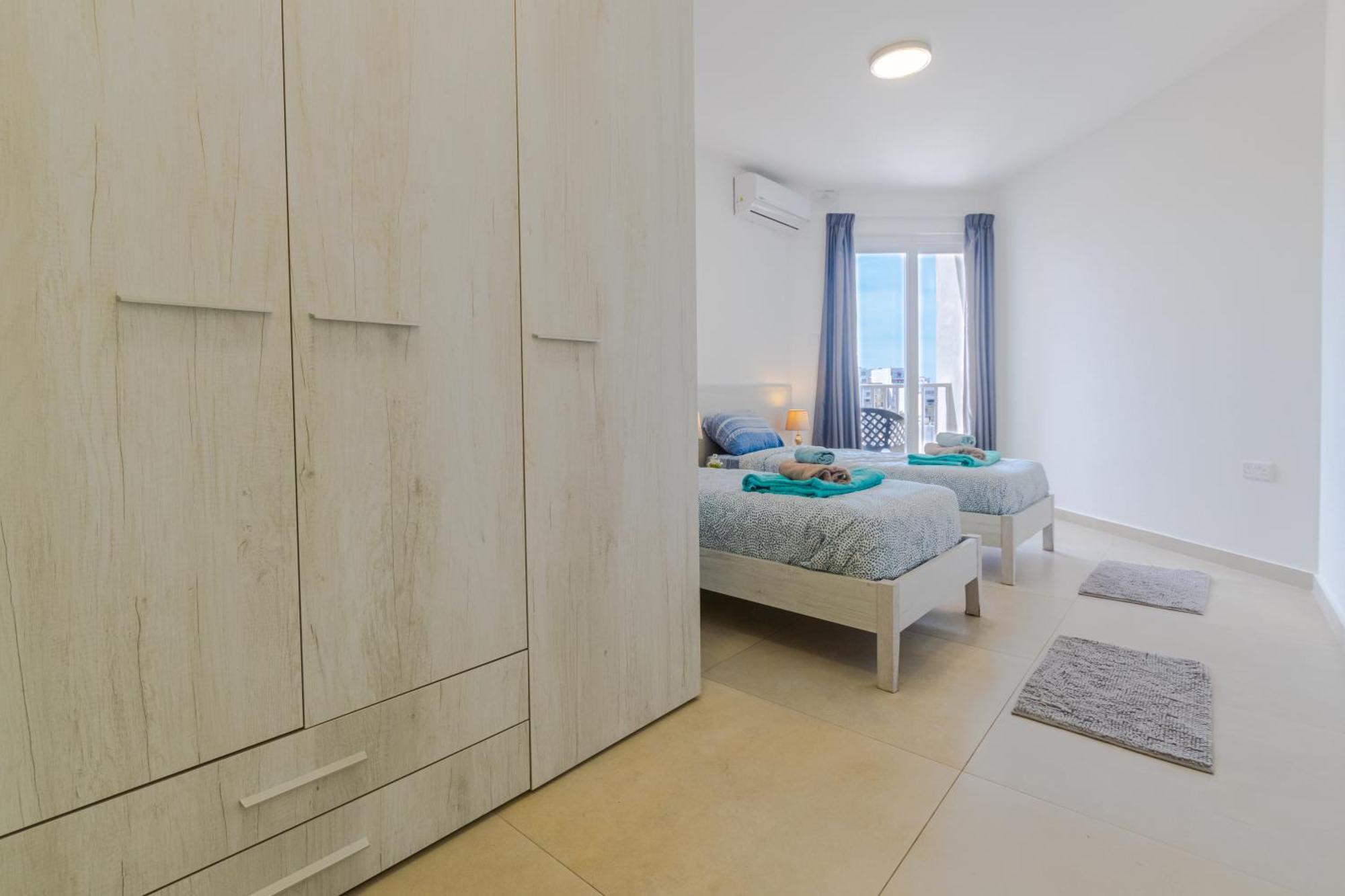 Spacious Brand New Apartment Hc Balcony 3 Bdr 2 Bth Bugibba St. Paul's Bay Exteriör bild