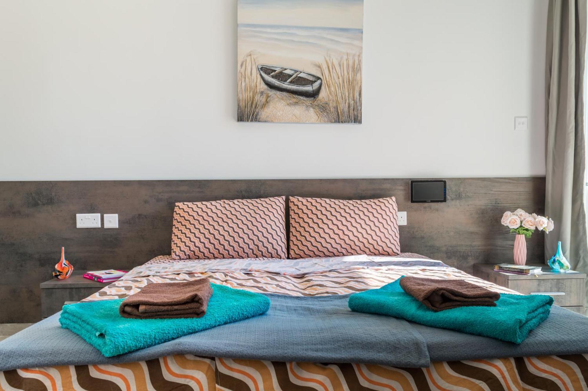 Spacious Brand New Apartment Hc Balcony 3 Bdr 2 Bth Bugibba St. Paul's Bay Exteriör bild