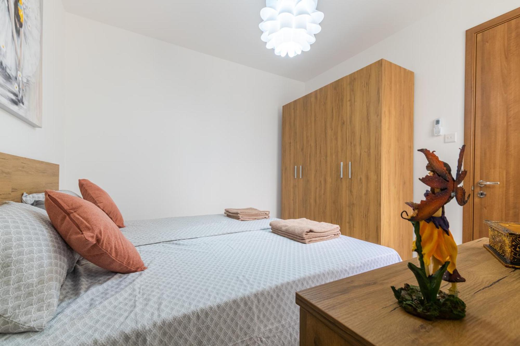 Spacious Brand New Apartment Hc Balcony 3 Bdr 2 Bth Bugibba St. Paul's Bay Exteriör bild